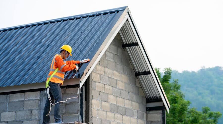 Expert top industrial roofings services in Harrah, WA